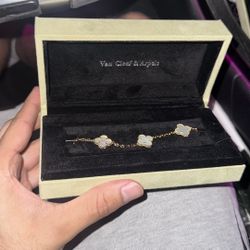Van Cleef Clover Braclet Gold/Silver