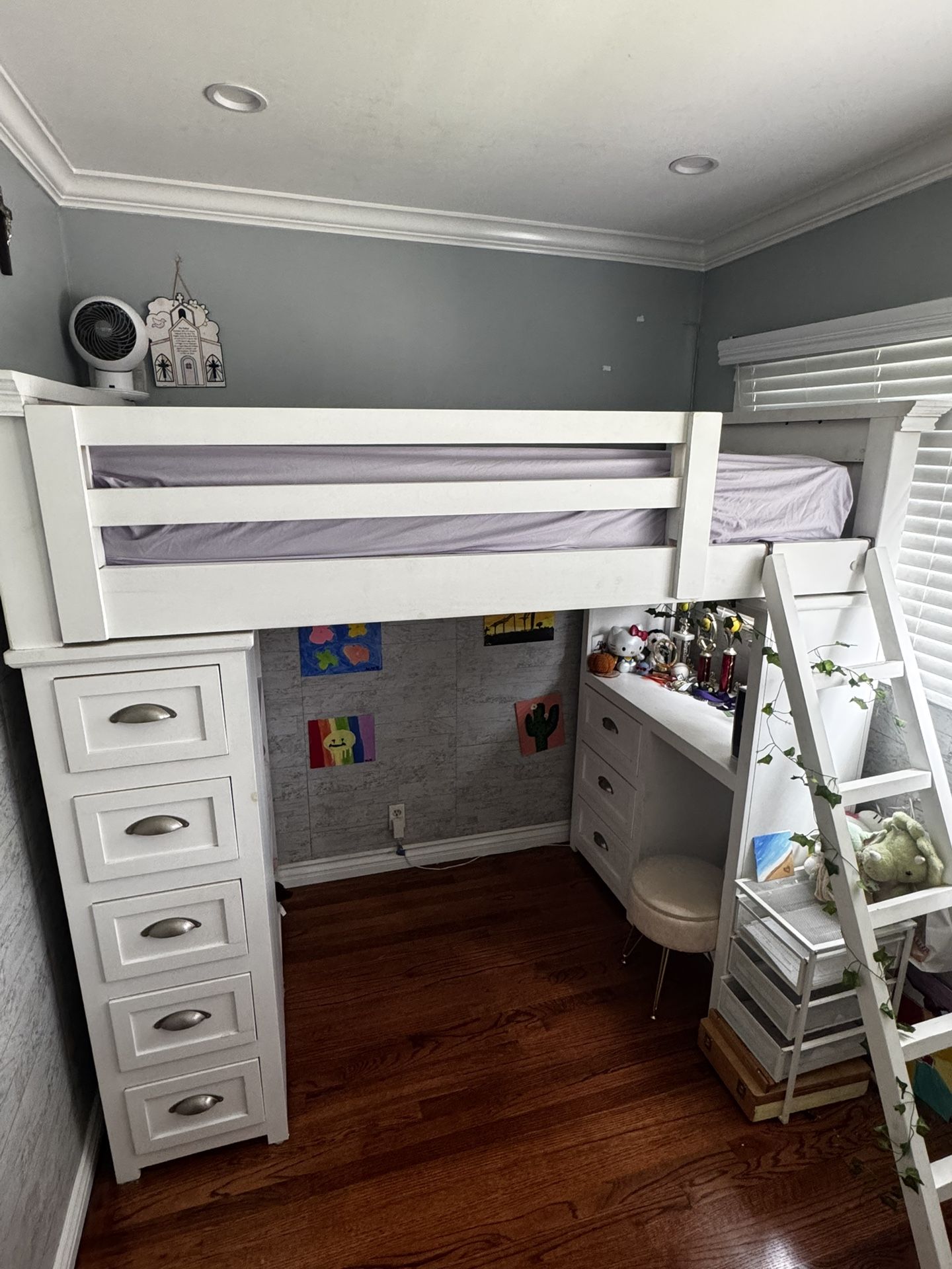 Study Loft Bed with Stairs Twin Size