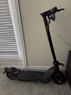 NIU kqi3 Pro Electric Scooter