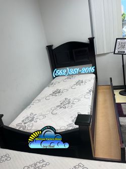 Twin wooden frame with mattress Colchon cama nueva de madera