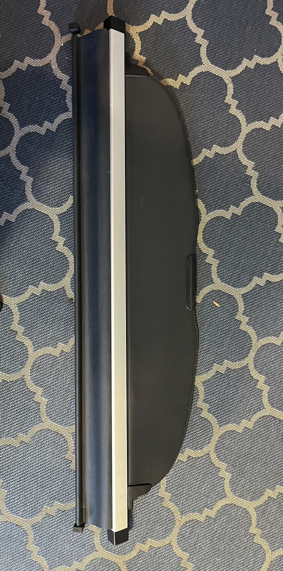 Retractable Trunk Cover