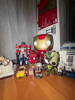 Lego / funko collection