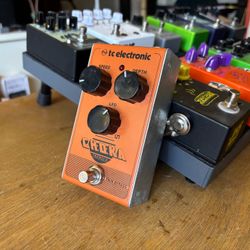 TC Electronic Choka Tremolo True Bypass Guitar Effect Pedal Shipping Available!
