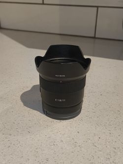Sony 11mm 1.8 lens