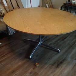 Table Indoor/Outdoor