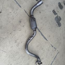 Free 24-26 Tacoma tail pipe