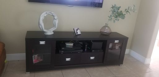 TV STAND