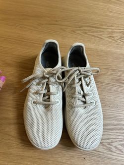 AllBirds sneakers size 9