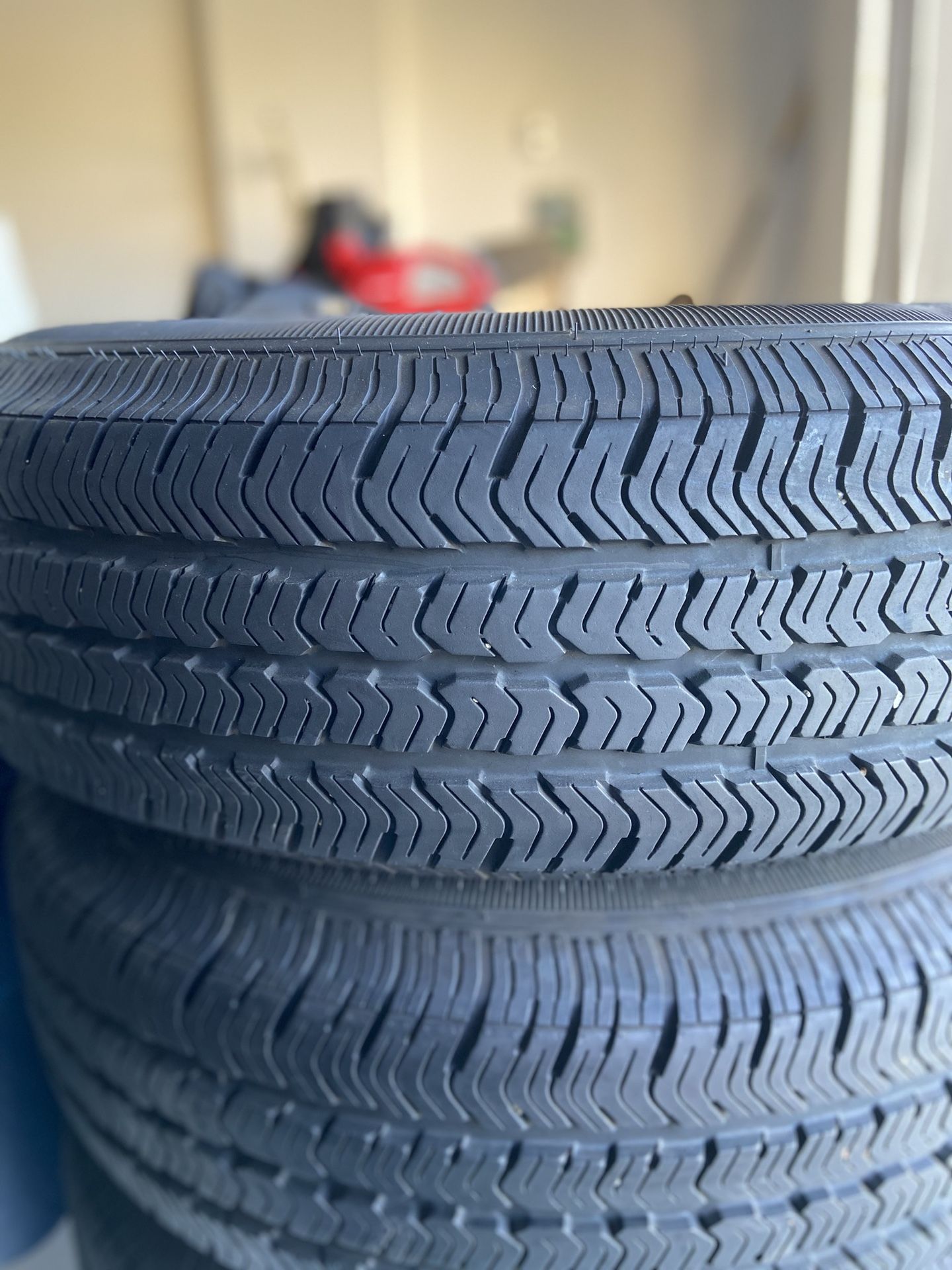 Jeep Wrangler tires and wheels (less than 1000 miles)