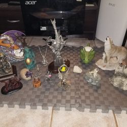 Dragon and Wolf Statue Lot