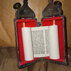 Mini Sefer Torah 