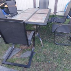 Offer up outdoor furniture deals