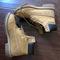 Timberlands Size 4.5M / 6W