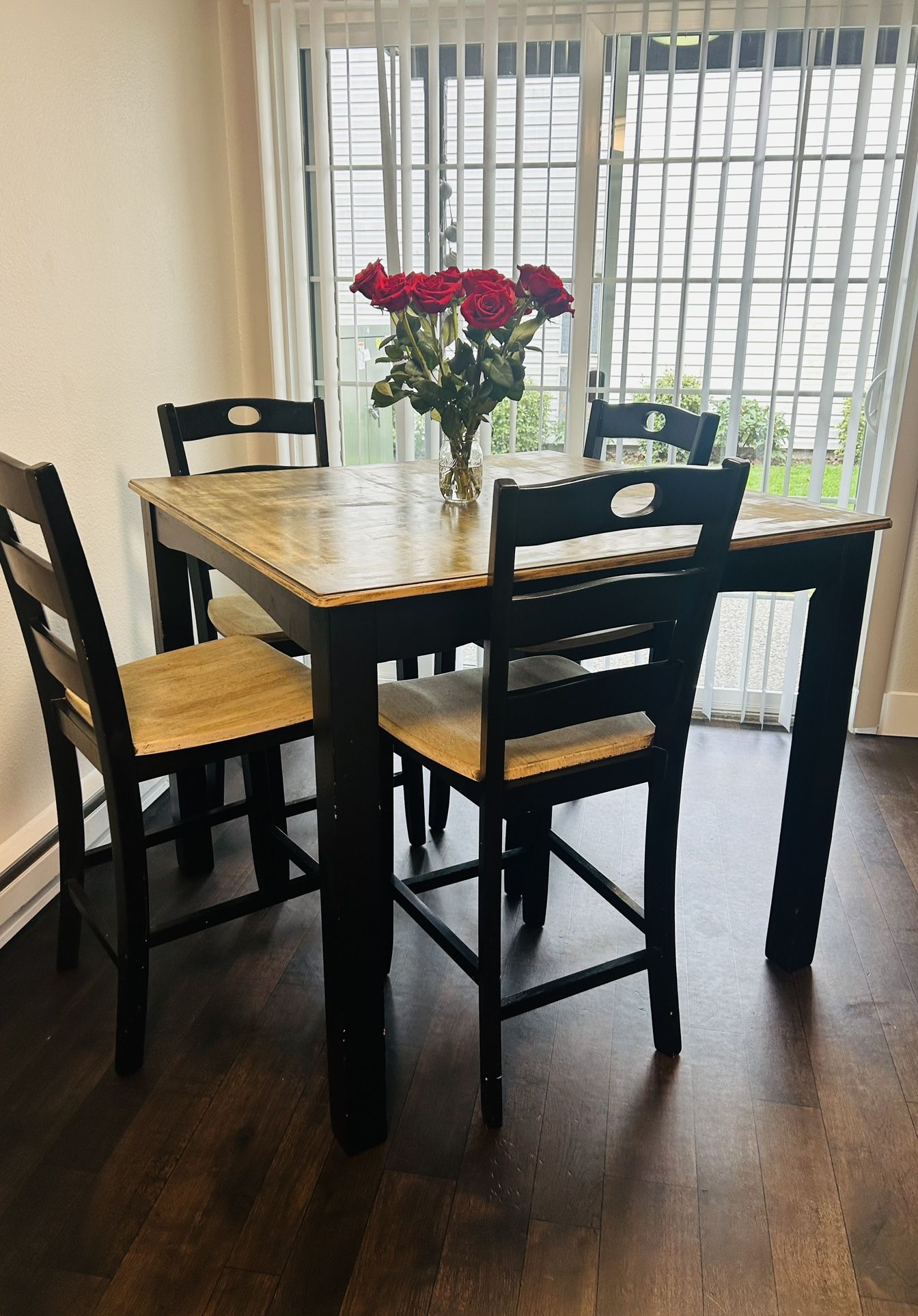 Dining Set 