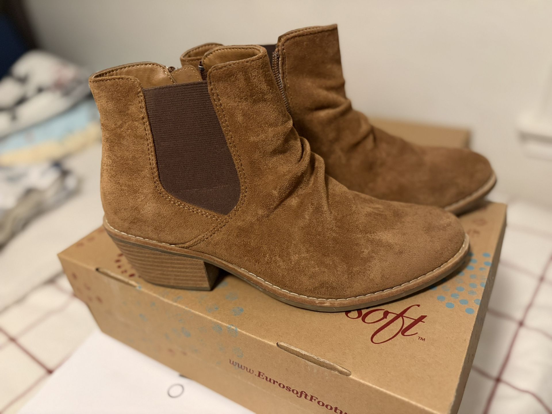 Brown Suede Women Boots