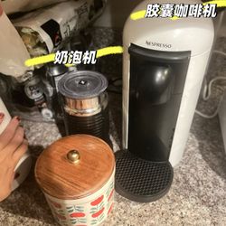 Nespresso coffee Machine