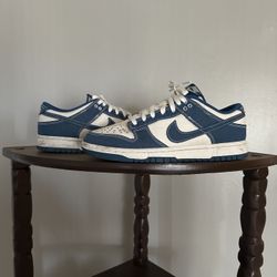 Dunk Low SE