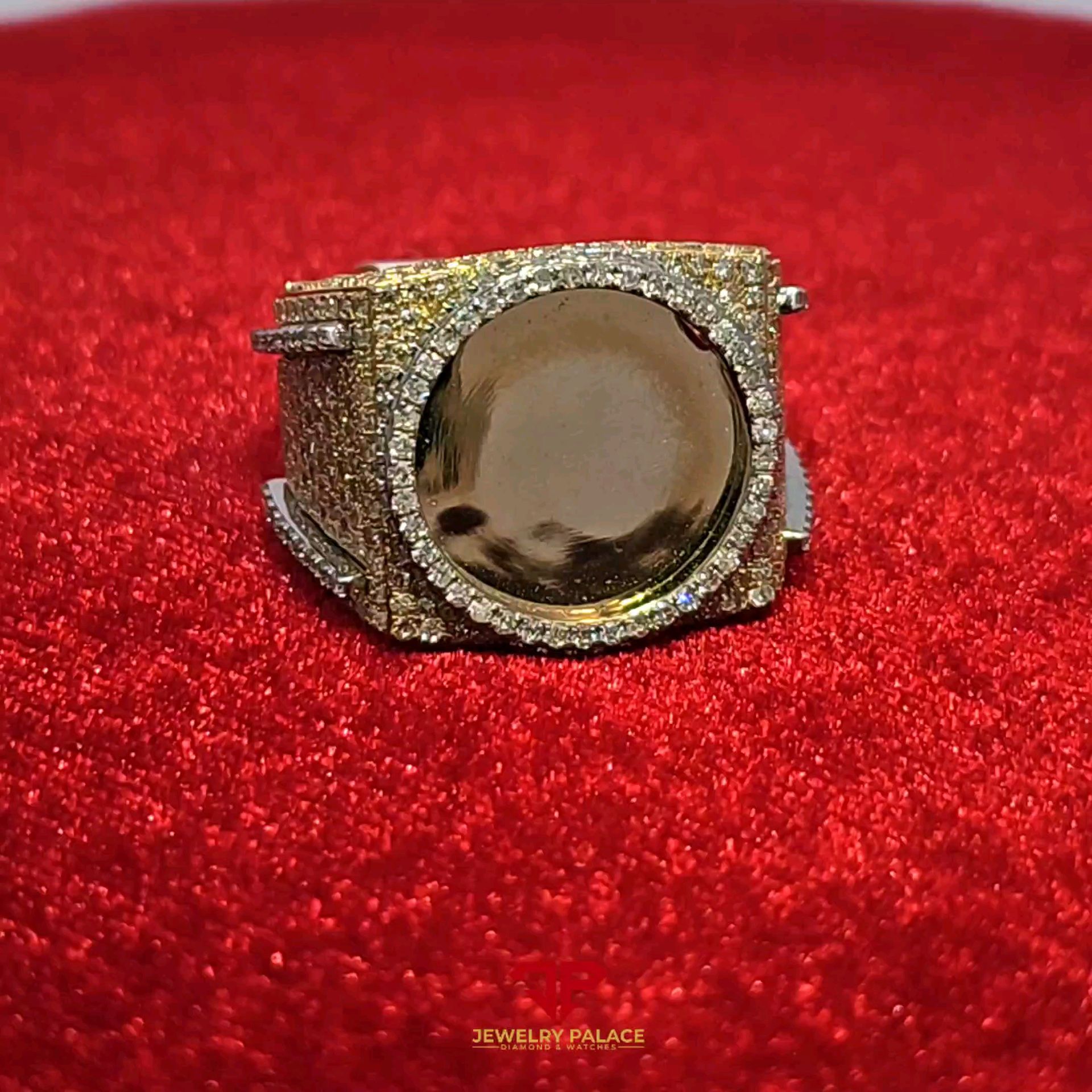 Luxurious Diamond-Encrusted Memory Ring with 10K Gold and 3.7 CTW of Diamonds