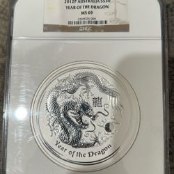 2012P Australia Dragon Kilo Silver Coin