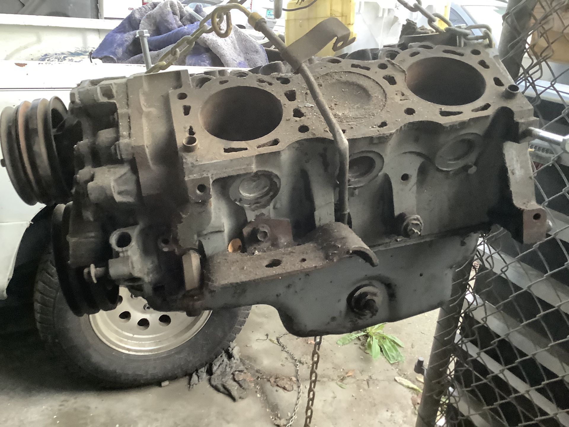 2.9 v6 ford motor for Sale in Los Angeles, CA - OfferUp