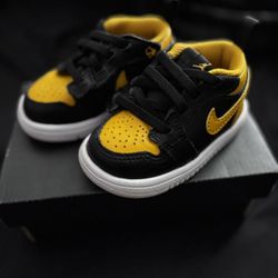 Nike infant shoes