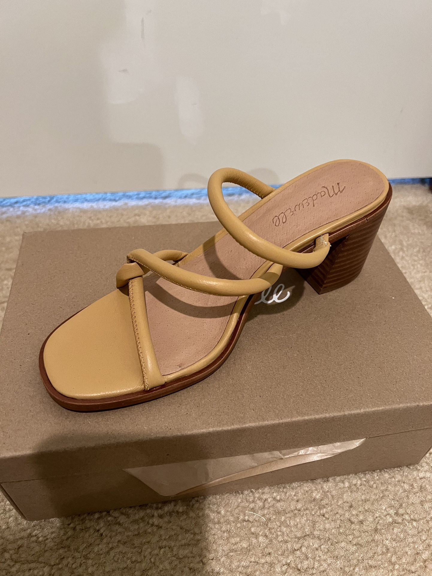 Madewell Bombe Heeled Mules in Leather 7