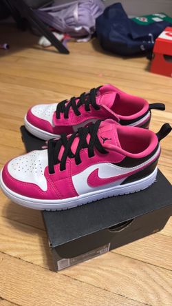 Jordan 1 Low ALT