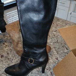 WOMANS SIZE 10 BANDOLINO BOOTS