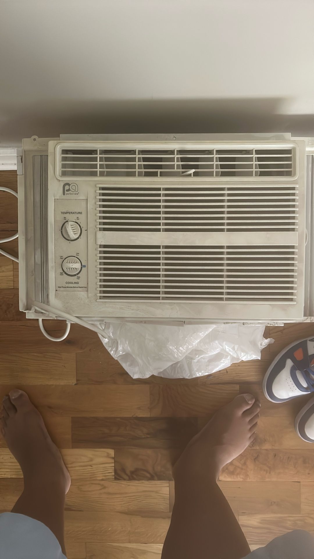 Nice Air Conditioner Like New Pick Up Only
