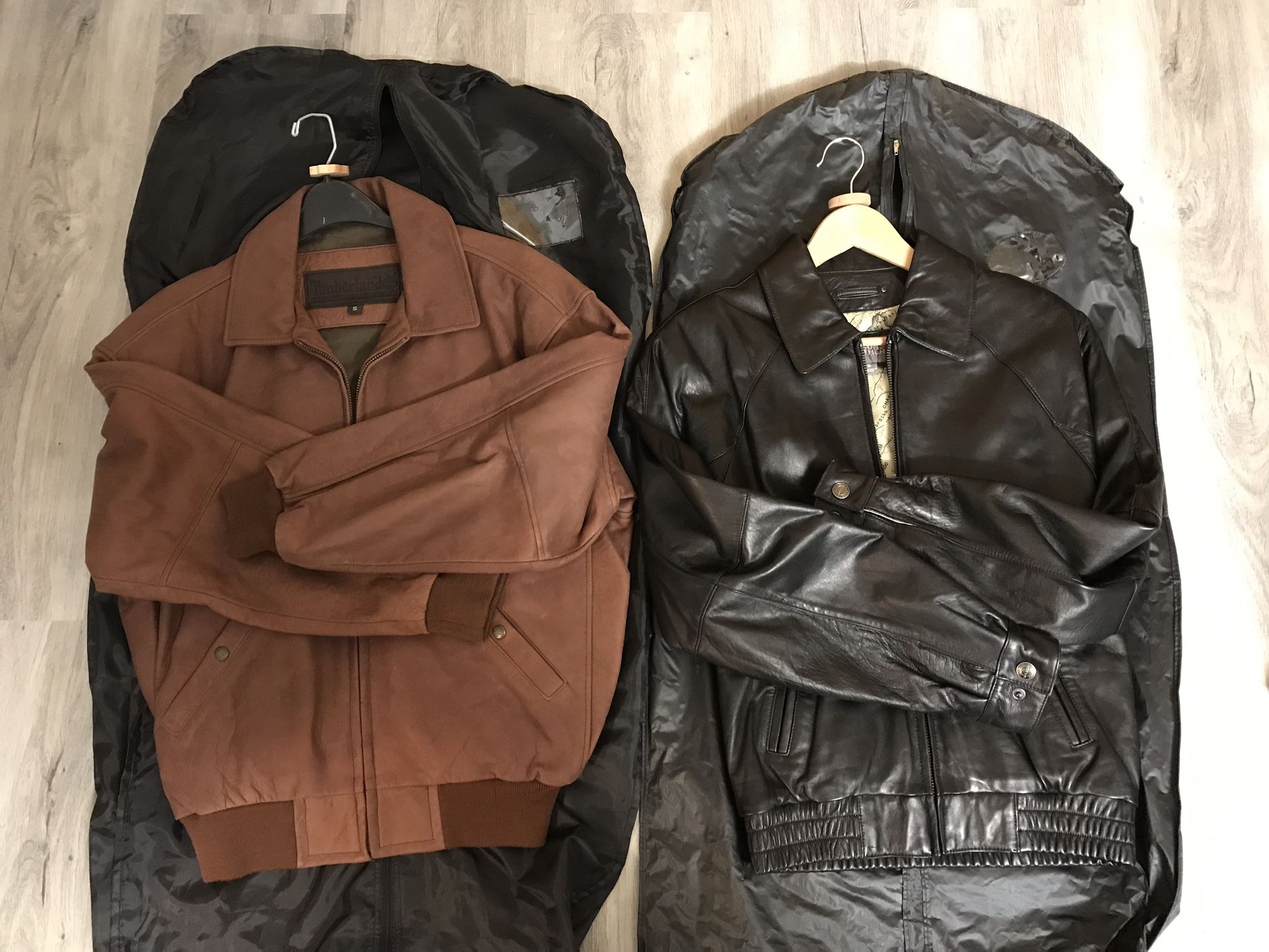 2 Pieces Men's leather jackets