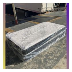 Twin size mattress / Colchon