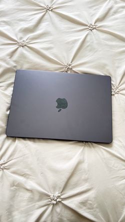 14” MacBook Pro M3 18GB