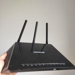 Netgear R6400 AC1750 Smart Wi-Fi Router