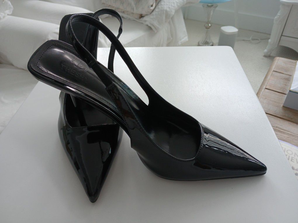 Black Evening Shoes Size 8 NEVER WORN