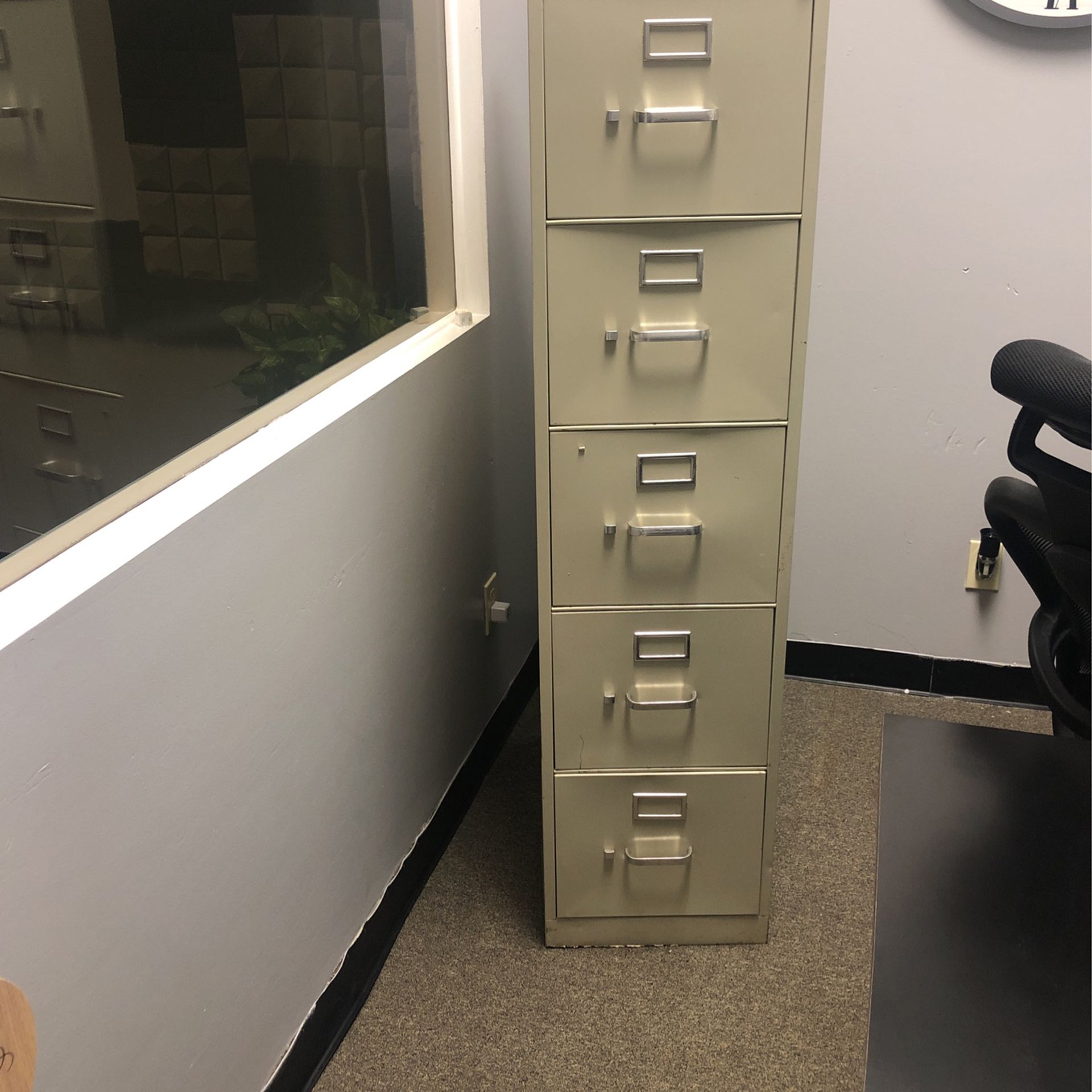 File Drawer Of Five (5) Cabinets All Metal