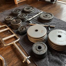 EZ Curl Bar - Weight plates - Dumbbells ~200lbs