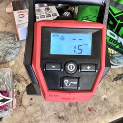 Milwaukee M12 Inflator New With Battery 