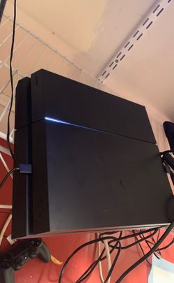 Ps4+tv +remote + Account with Og gliders and skins!