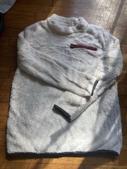 Warm It Up! Sweater Weather Gear!