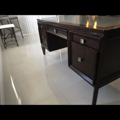 Office Desk And Filing Cabinet Set