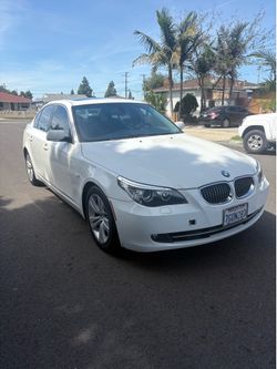 2009 BMW 528i