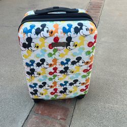 Mickey Mouse Luggage (18in X 13in)