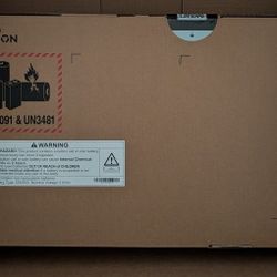 *New/Sealed* RTX 5070, OLED 165Hz QHD+, i7-14700HX, 16GB DDR5, 1TB SSD, Wi-Fi 7