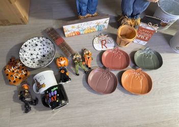 Fall and Halloween Decor