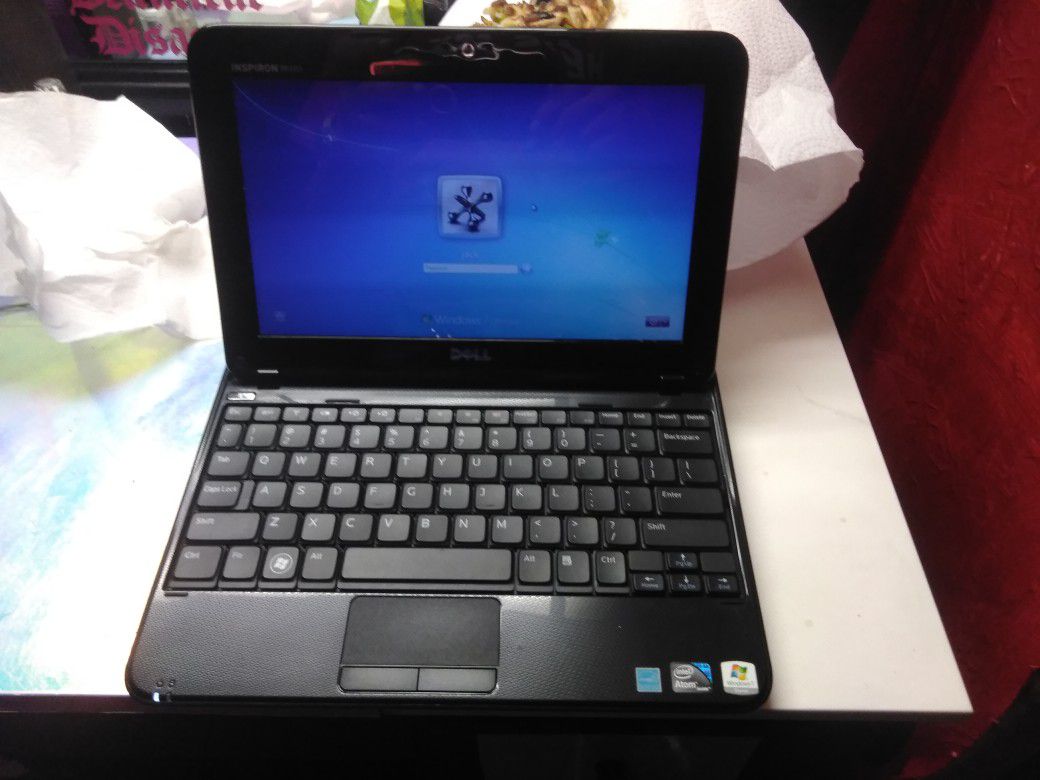 Dell p09t mini laptop