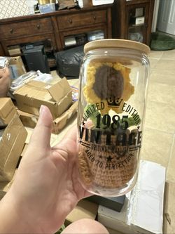 Limited Edition 1985 Vintage Clear Glass Round Tumbler w/ Bamboo Lid and flower