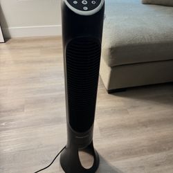 Honeywell - QuietSet Oscillating Whole Room Tower Fan