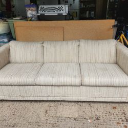 Free Garage Couch In Covington