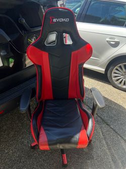 DEVOKO Racing Computer Gaming Chair - Black/Red