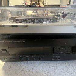 Yamaha stereo receiver RX-496 